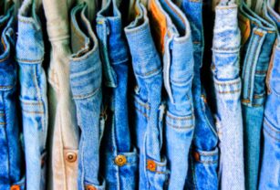 PANTALÓN JEANS