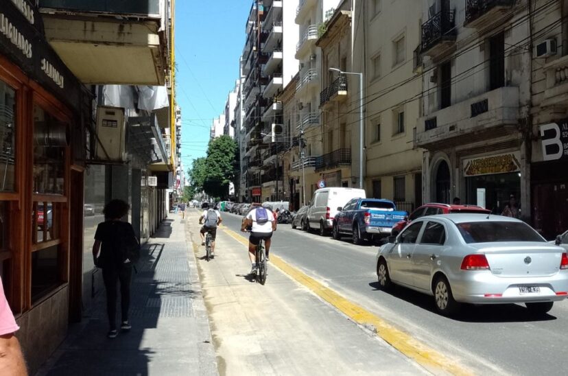 ciclovía calle Tucumán