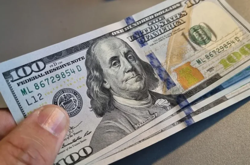 Dólar