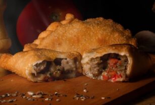 empanada tucumana bodegón