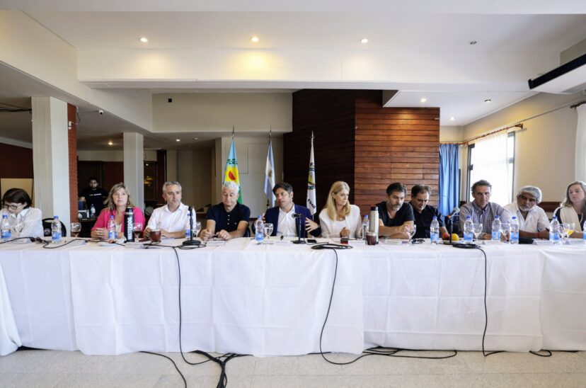 Reunión en Villa Gesell convocada por Kicillof