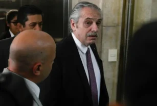 Alberto Fernández