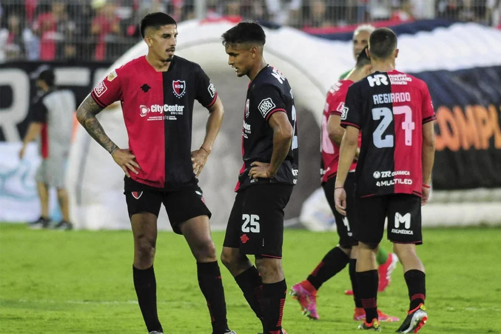 Newells pelota libre