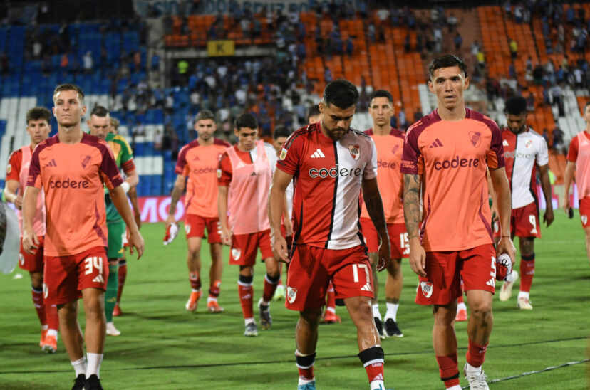 pelota libre river