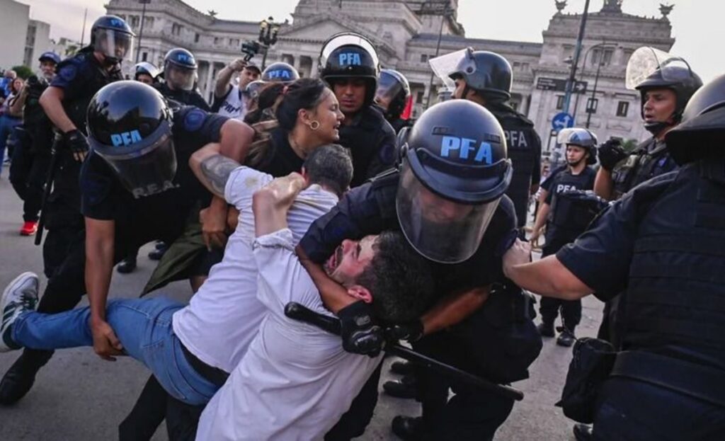 jubilados marcha incidentes
