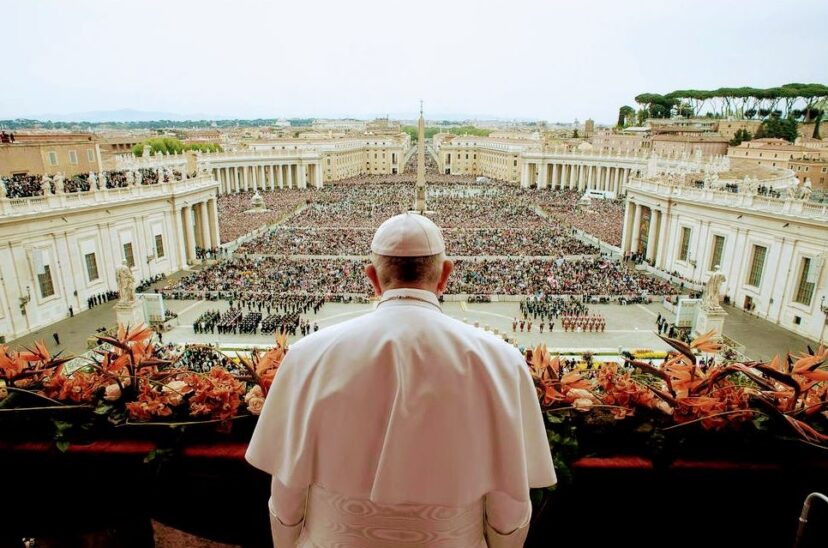 Papa francisco revista time en el vaticano