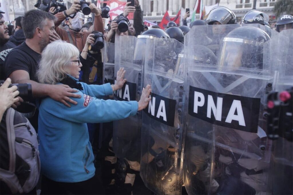 jubilados represion