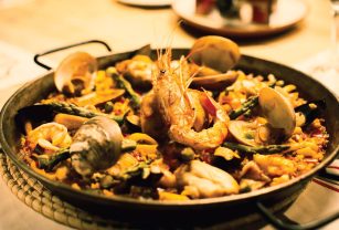 Bodegón Comida Española