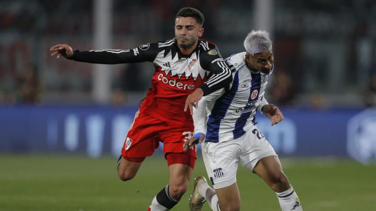 pelota libre river