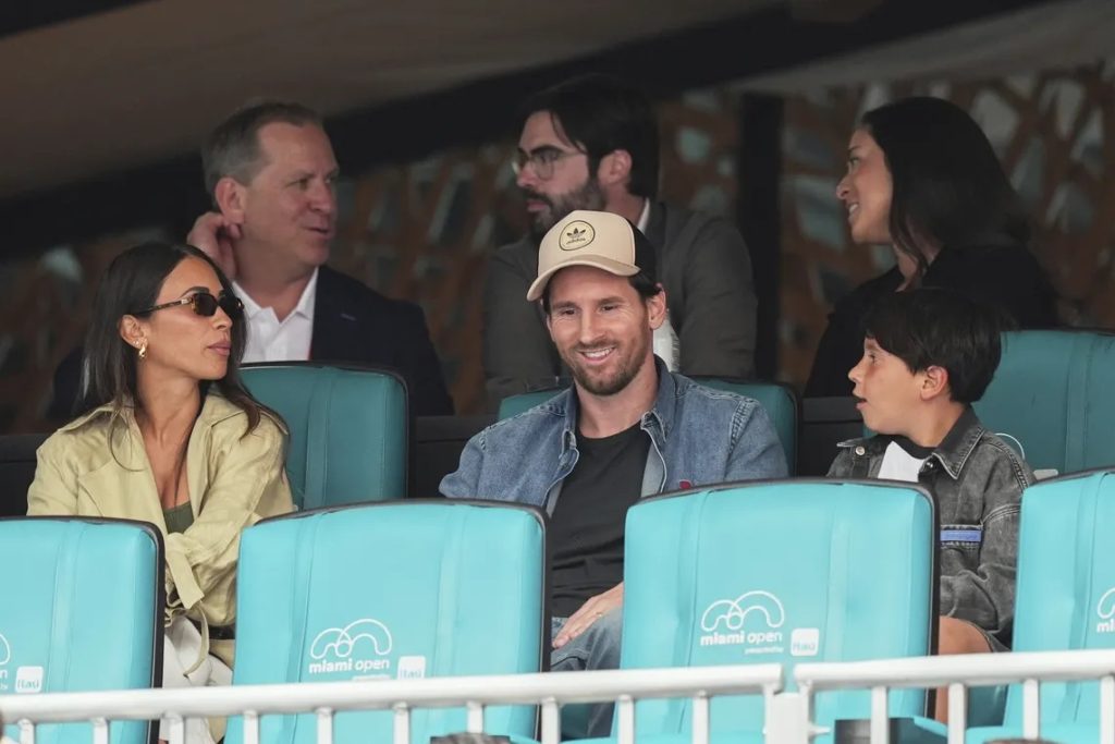 Messi Novak Djokovic