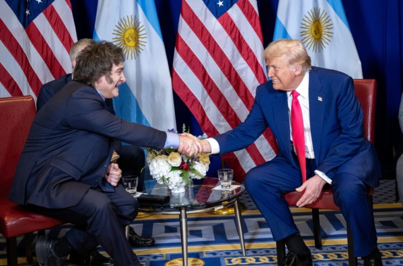 Milei aranceles trump sube el dólar