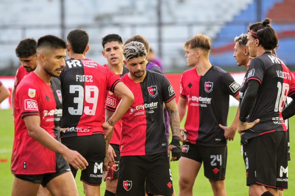 newells pelota libre