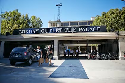 luxury outlet