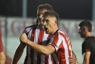 estudiantes pelota libre