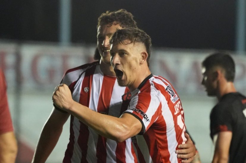 estudiantes pelota libre