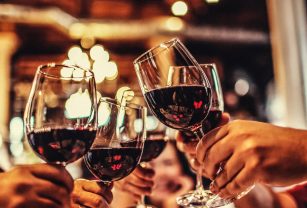 vino Tinto Bar