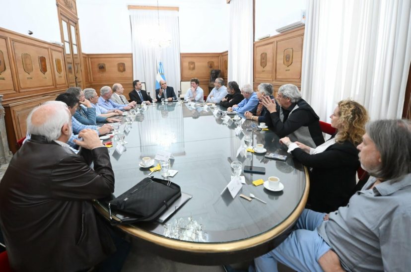 Caputo CGT paritarias