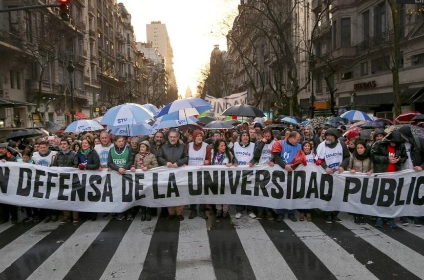 paro universitario