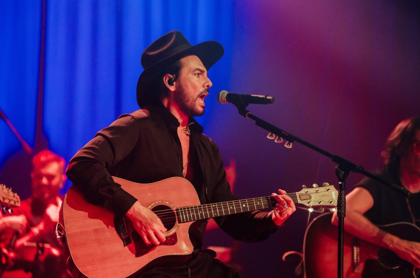 Beto cuevas