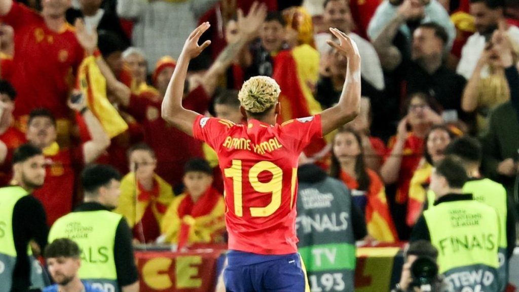 España Lamine Yamal