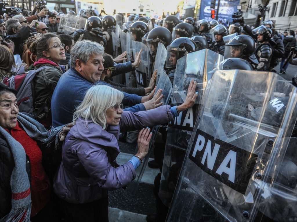 Jubilados policías Bullrich