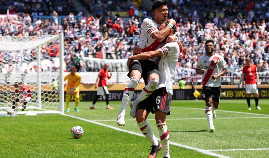 River vs Urawa123