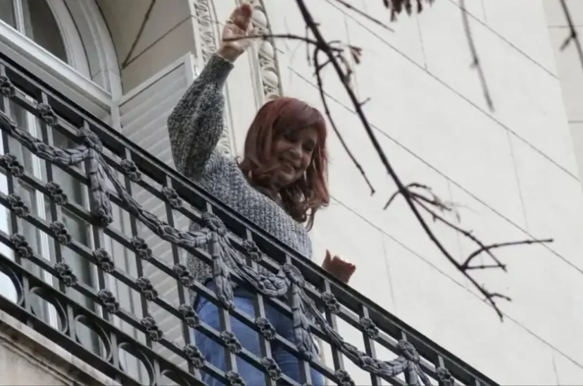 cristina kirchner balcón
