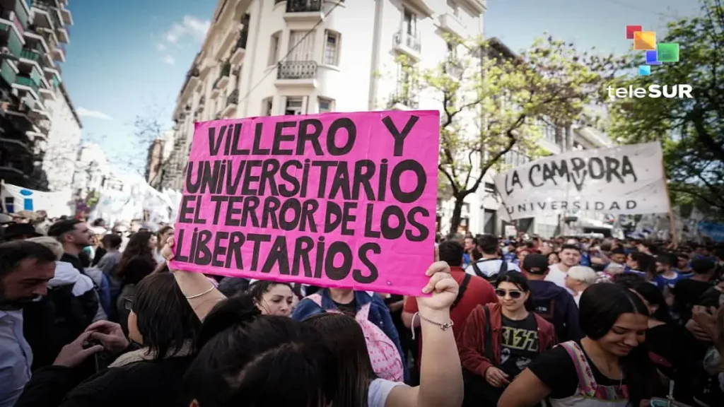 Reclamo universitarios